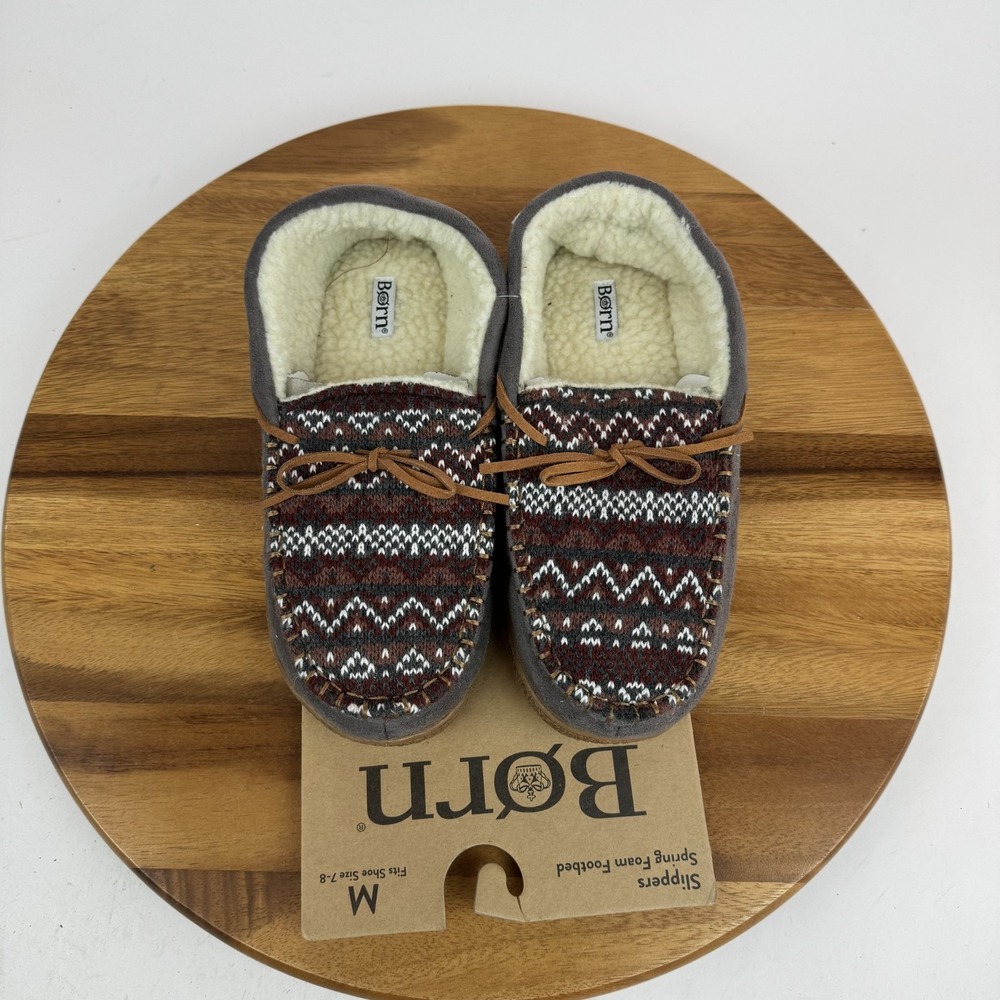 New Womens Born Moccasin Comfort Casual Lined House Slippers Size Medium 7-8